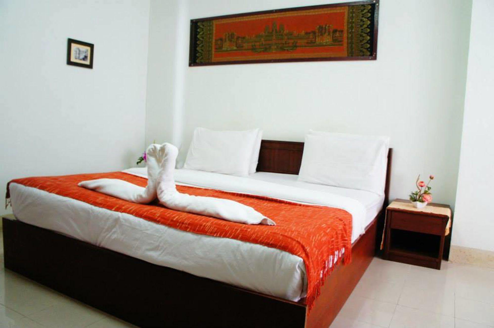 Hotel Vipa House Chiang Mai Zewnętrze zdjęcie