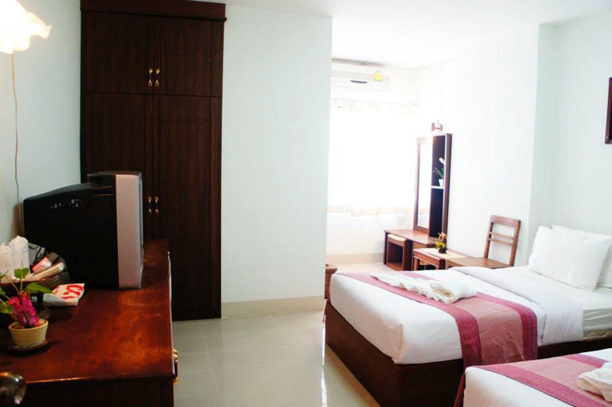 Hotel Vipa House Chiang Mai Zewnętrze zdjęcie
