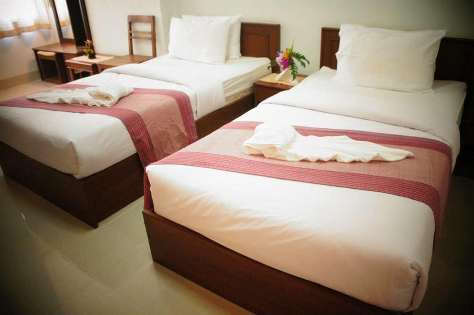 Hotel Vipa House Chiang Mai Zewnętrze zdjęcie